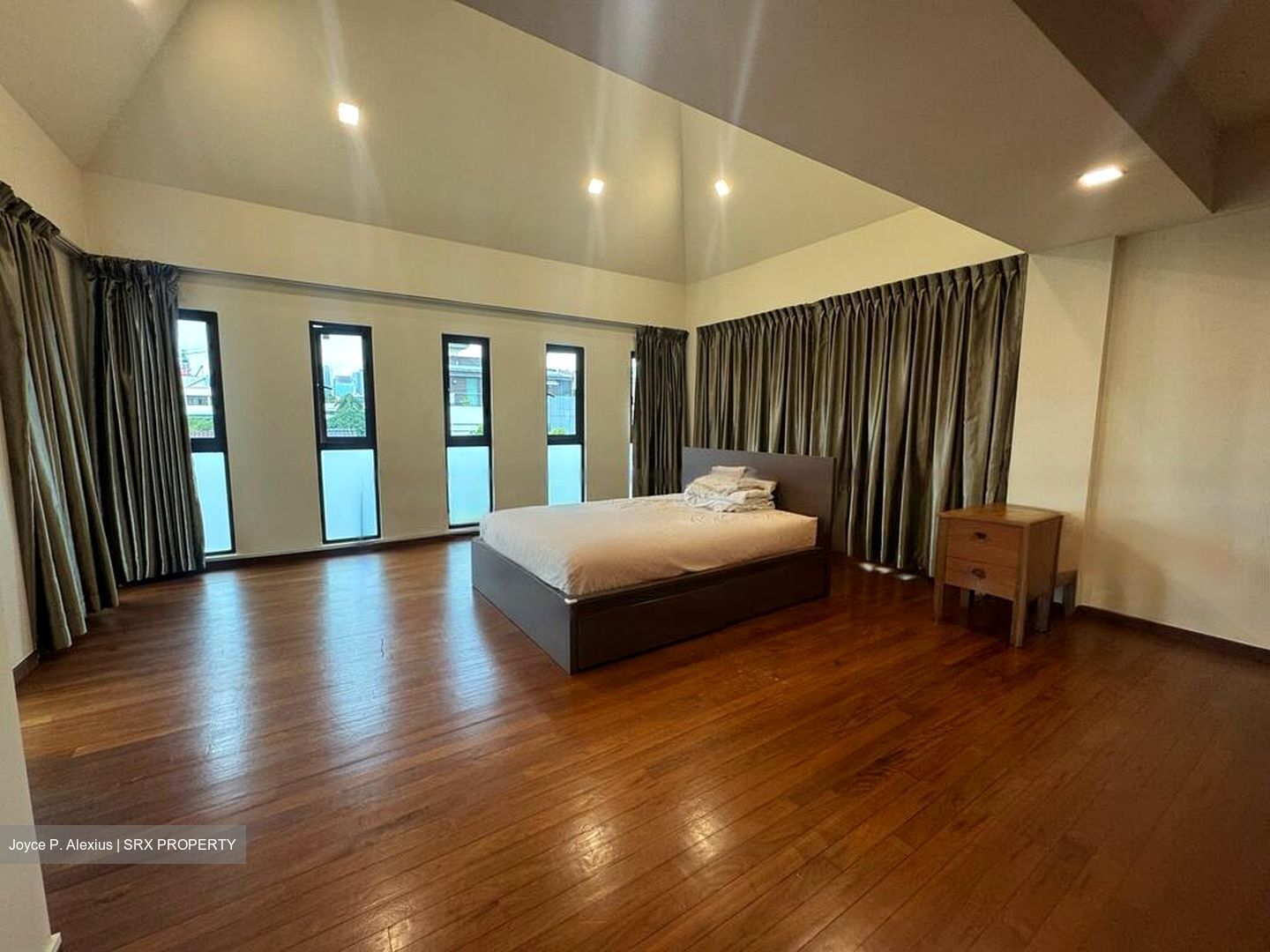 Compassvale Crescent (D19), Detached #485594301